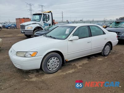 1999 TOYOTA CAMRY LE 4T1BG28K1XU391891 - główne zdjęcie licytacji z USA - miniatura