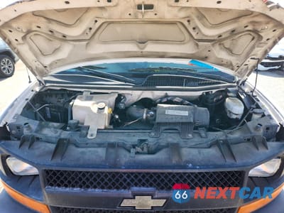 Zdjęcie 12 z 14 samochodu: 2007 CHEVROLET EXPRESS 1500 FOOD TRUCK VIN:1GCFG15X571250811 - miniatura