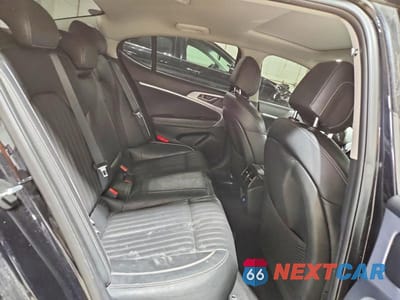 Zdjęcie 10 z 11 samochodu: 2020 GENESIS G70 2.0T VIN:KMTG34LAXLU056821 - miniatura