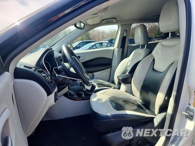 Zdjęcie 7 z 13 samochodu: 2017 JEEP COMPASS LIMITED VIN:3C4NJDCB0HT624841 - miniatura