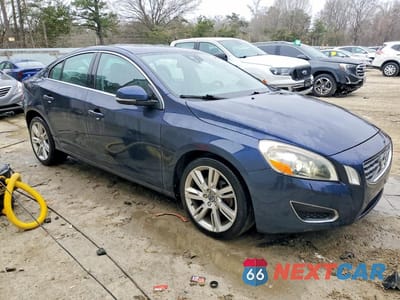 Czwarte zdjęcie samochodu z boku: 2011 VOLVO S60 T6 VIN:YV1902FH9B2017638 - miniatura