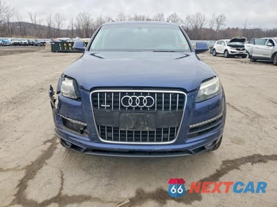 Piąte zdjęcie samochodu w środku: 2013 AUDI Q7 PREMIUM PLUS VIN:WA1LGAFE4DD012744 - miniatura