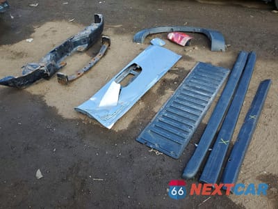 Zdjęcie 12 z 13 samochodu: 2015 TOYOTA TACOMA BASE VIN:5TFUX4EN6FX037403 - miniatura