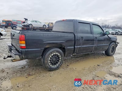 Trzecie zdjęcie samochodu z tyłu: 2005 GMC NEW SIERRA C1500 VIN:2GTEC13T551397614 - miniatura