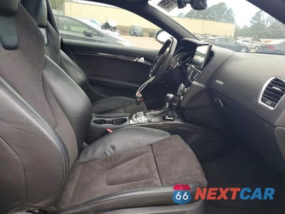 Zdjęcie 10 z 12 samochodu: 2013 AUDI RS5 VIN:WUAC6AFR6DA901318 - miniatura