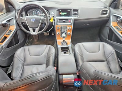 Zdjęcie 8 z 11 samochodu: 2016 VOLVO S60 PREMIER VIN:LYV402FK2GB106162 - miniatura