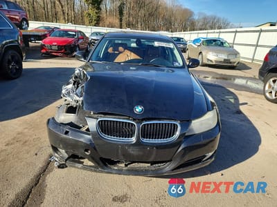 Piąte zdjęcie samochodu w środku: 2011 BMW 328 XI SULEV VIN:WBAPK5G58BNN30730 - miniatura