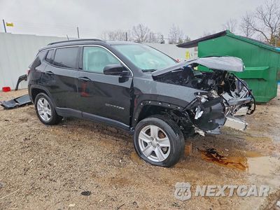 Czwarte zdjęcie samochodu z boku: 2022 JEEP COMPASS LATITUDE VIN:3C4NJDBB8NT233577 - miniatura
