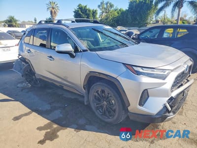 Czwarte zdjęcie samochodu z boku: 2022 TOYOTA RAV4 HYBRID SE VIN:JTM16RFVXND048728 - miniatura