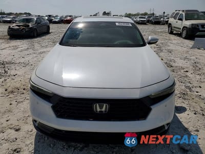 Piąte zdjęcie samochodu w środku: 2024 HONDA ACCORD TOURING HYBRID VIN:1HGCY2F81RA012844 - miniatura