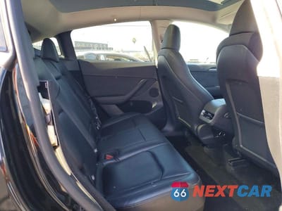 Zdjęcie 10 z 12 samochodu: 2025 TESLA MODEL Y VIN:7SAYGDED8SF317114 - miniatura