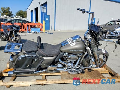 2019 HARLEY-DAVIDSON FLTRX 1HD1KHC13KB626780 - główne zdjęcie licytacji z USA - miniatura