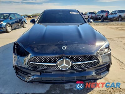 Piąte zdjęcie samochodu w środku: 2024 MERCEDES-BENZ C 300 VIN:W1KAF4GBXRR229897 - miniatura