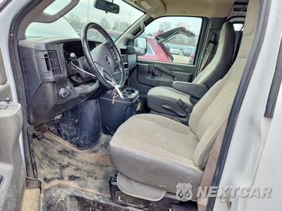 Zdjęcie 7 z 13 samochodu: 2023 GMC SAVANA G3500 VIN:1GTZ7HFP5P1102615 - miniatura