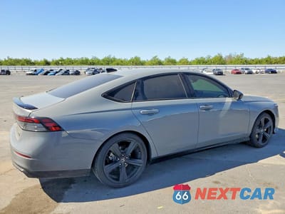 Trzecie zdjęcie samochodu z tyłu: 2024 HONDA ACCORD HYBRID SPORT-L VIN:1HGCY2F74RA068221 - miniatura