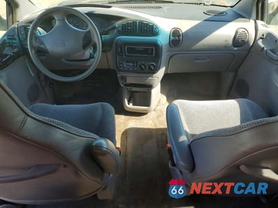 Zdjęcie 8 z 12 samochodu: 1996 DODGE GRAND CARAVAN SE VIN:1B4GP44R1TB418888 - miniatura