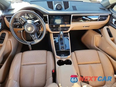 Zdjęcie 8 z 13 samochodu: 2023 PORSCHE MACAN BASE VIN:WP1AA2A57PLB12115 - miniatura