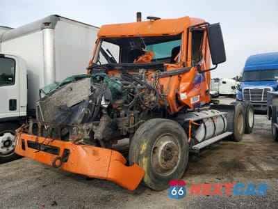 Drugie zdjęcie samochodu z przodu: 2009 VOLVO VNM SEMI TRUCK VIN:4V4MC9EG69N263617 - miniatura