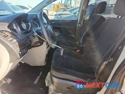Zdjęcie 7 z 13 samochodu: 2018 DODGE GRAND CARAVAN SE VIN:2C4RDGBG5JR146108 - miniatura