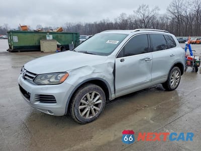 2014 VOLKSWAGEN TOUAREG V6 WVGEF9BP2ED015260 - główne zdjęcie licytacji z USA - miniatura