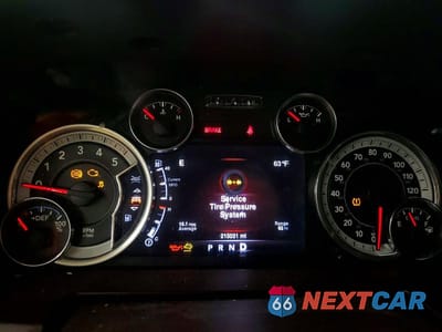 Zdjęcie 9 z 12 samochodu: 2016 RAM 1500 LARAMIE 3.0L V6 TDSL CREW CAB VIN:1C6RR7VM2GS226161 - miniatura