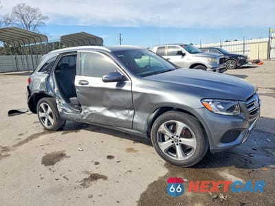 Czwarte zdjęcie samochodu z boku: 2019 MERCEDES-BENZ GLC 300 4MATIC VIN:WDC0G4KBXKF490507 - miniatura