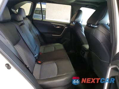 Zdjęcie 11 z 12 samochodu: 2019 TOYOTA RAV4 HYBRID XSE VIN:2T3EWRFV1KW022468 - miniatura