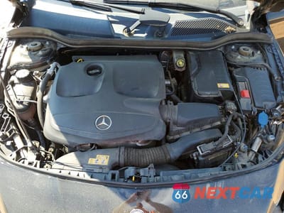 Zdjęcie 11 z 12 samochodu: 2016 MERCEDES-BENZ CLA 250 4MATIC VIN:WDDSJ4GB6GN358520 - miniatura
