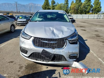 Piąte zdjęcie samochodu w środku: 2024 CHRYSLER PACIFICA HYBRID SELECT VIN:2C4RC1S73RR150394 - miniatura