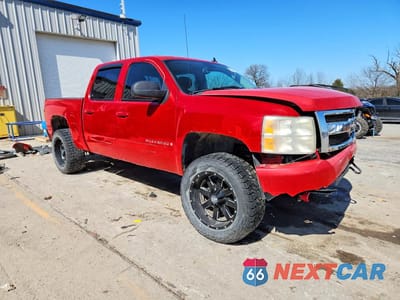 Czwarte zdjęcie samochodu z boku: 2007 CHEVROLET SILVERADO K1500 CREW CAB VIN:2GCEK13M771581175 - miniatura