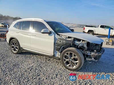 Czwarte zdjęcie samochodu z boku: 2022 BMW X3 SDRIVE30I VIN:5UX43DP05N9M96467 - miniatura