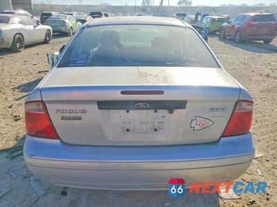 Zdjęcie 6 z 11 samochodu: 2006 FORD FOCUS ZX4 VIN:1FAFP34N86W250479 - miniatura