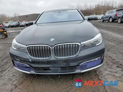 Piąte zdjęcie samochodu w środku: 2017 BMW 740 XI VIN:WBA7E4C59HGU99833 - miniatura