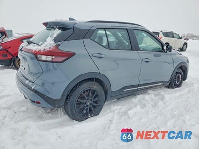 Trzecie zdjęcie samochodu z tyłu: 2021 NISSAN KICKS SR VIN:3N1CP5DVXML533383 - miniatura