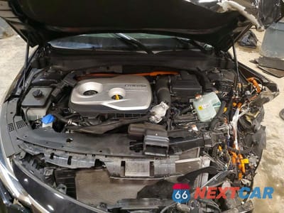 Zdjęcie 11 z 12 samochodu: 2018 KIA OPTIMA PLUG-IN HYBRID EX VIN:KNAGV4LD5J5025192 - miniatura