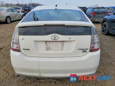 Zdjęcie 6 z 12 samochodu: 2005 TOYOTA PRIUS BASE VIN:JTDKB20U153125791 - miniatura