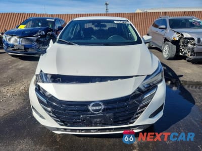 Piąte zdjęcie samochodu w środku: 2025 NISSAN VERSA SV VIN:3N1CN8EV4SL867296 - miniatura