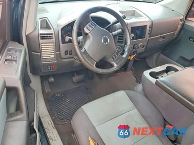 Zdjęcie 8 z 11 samochodu: 2004 NISSAN TITAN XE VIN:1N6AA06B04N514348 - miniatura