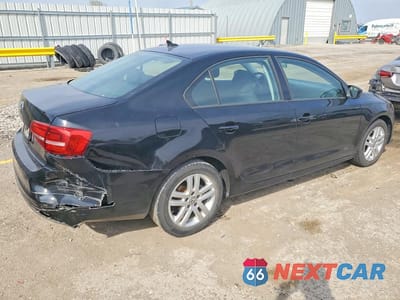 Trzecie zdjęcie samochodu z tyłu: 2015 VOLKSWAGEN JETTA BASE VIN:3VW2K7AJ3FM351703 - miniatura