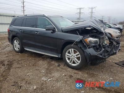 Czwarte zdjęcie samochodu z boku: 2013 MERCEDES-BENZ GL 450 4MATIC VIN:4JGDF7CE7DA256745 - miniatura