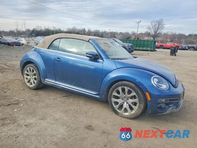 Czwarte zdjęcie samochodu z boku: 2018 VOLKSWAGEN BEETLE S VIN:3VW5DAAT7JM515839 - miniatura
