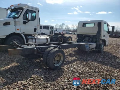 Trzecie zdjęcie samochodu z tyłu: 2012 MITSUBISHI FUSO FEC92S TRUCK CAB AND CHASSIS VIN:JL6CRH1AXCK004582 - miniatura
