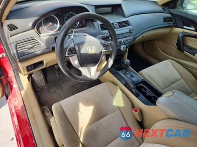 Zdjęcie 8 z 12 samochodu: 2010 HONDA ACCORD LX VIN:1HGCS1B31AA011588 - miniatura