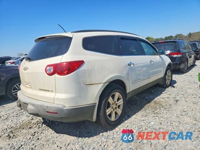 Trzecie zdjęcie samochodu z tyłu: 2012 CHEVROLET TRAVERSE LT VIN:1GNKVJED3CJ190507 - miniatura