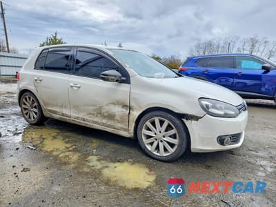 Czwarte zdjęcie samochodu z boku: 2010 VOLKSWAGEN GOLF VIN:WVWNM9AJ0AW292558 - miniatura