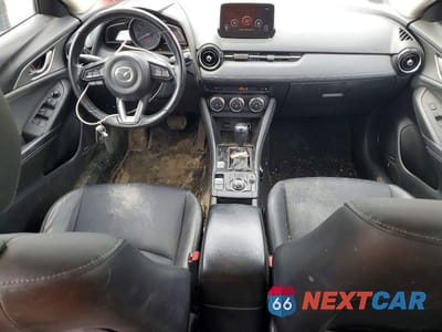 Zdjęcie 8 z 12 samochodu: 2019 MAZDA CX-3 TOURING VIN:JM1DKFC70K0426670 - miniatura