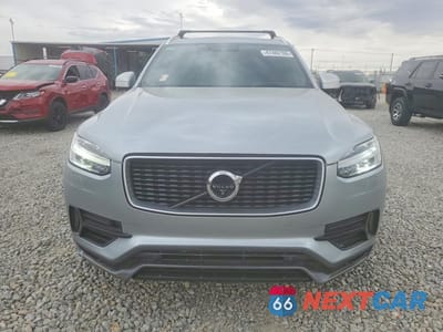 Piąte zdjęcie samochodu w środku: 2017 VOLVO XC90 T8 VIN:YV4BC0PMXH1181443 - miniatura
