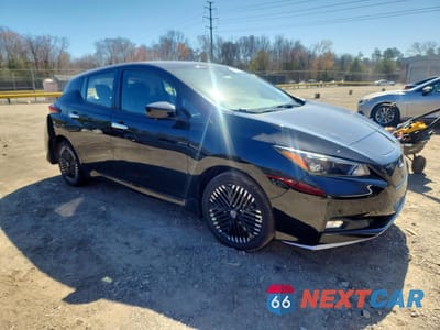 Czwarte zdjęcie samochodu z boku: 2023 NISSAN LEAF SV PLUS VIN:1N4CZ1CV1PC556669 - miniatura