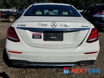 Zdjęcie 6 z 11 samochodu: 2017 MERCEDES-BENZ E 300 4MATIC VIN:WDDZF4KB4HA081043 - miniatura
