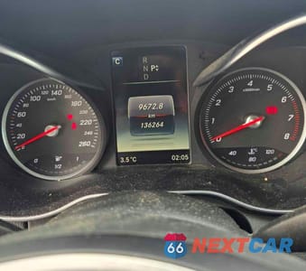 Zdjęcie 8 z 13 samochodu: 2016 MERCEDES-BENZ C 300 4MATIC VIN:55SWF4KB5GU121437 - miniatura